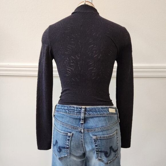 Babaton shapelace mockneck longsleeve - Picture 13 of 13